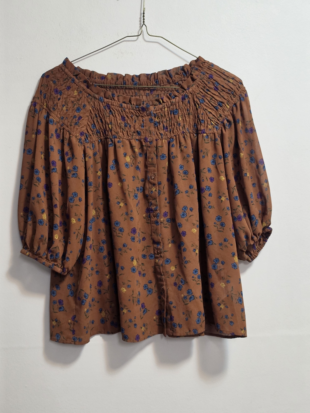 Women’s Rust Floral Peasant Top - Smocked Off-Shoulder Style